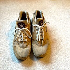 Nike Huarache Mens Size 13